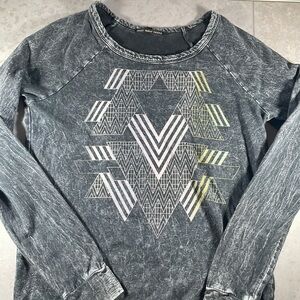 Truly Madly Deeply Urban Outfitters‎ Sweatshirt 100% cotton soft lightweight M